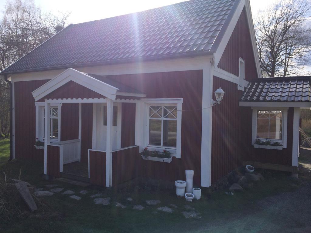 Cafe Torpet B&B Skepplanda Екстериор снимка